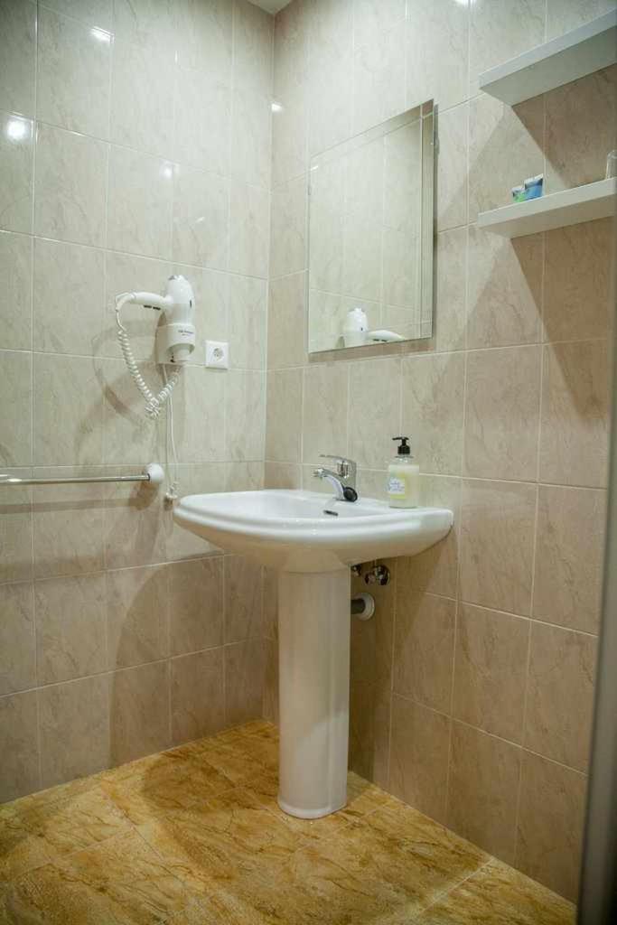 Cumbres De Los Picos Apartamento Treparriscos Poo  Bagian luar foto